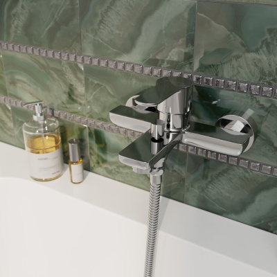 Смеситель SONATA для ванны, хром Смеситель SONATA для ванны, хром